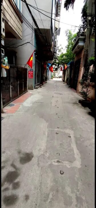 Chị chủ cần tiền bán gấp nhà mới 4 tầng x 62m2 ô tô đỗ cửa giá 15 tỷ