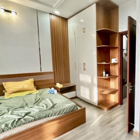 Bán Nhà C22 Trần Cung Kinh Doanh Dòng Tiền Đỉnh Cao 30m2 5 Tầng 4.95 Tỷ