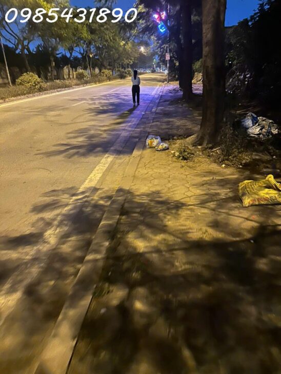CỰC RẺ, Bán NHÀ MẶT PHỐ THANH LIỆT 225m2 Giá hơn 9 đồng, gần sát công viên Chu Văn An