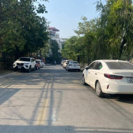 Bán nhà phố 4 tầng Văn Quán Hà Đông ô tô qua nhà kinh doanh MT4m giá 7 tỷ