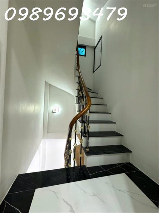 Chính chủ cần bán gấp nhà phố Tôn Đức Thắng – sát phố – mới đẹp lung linh 48m, 7,2 tỷ