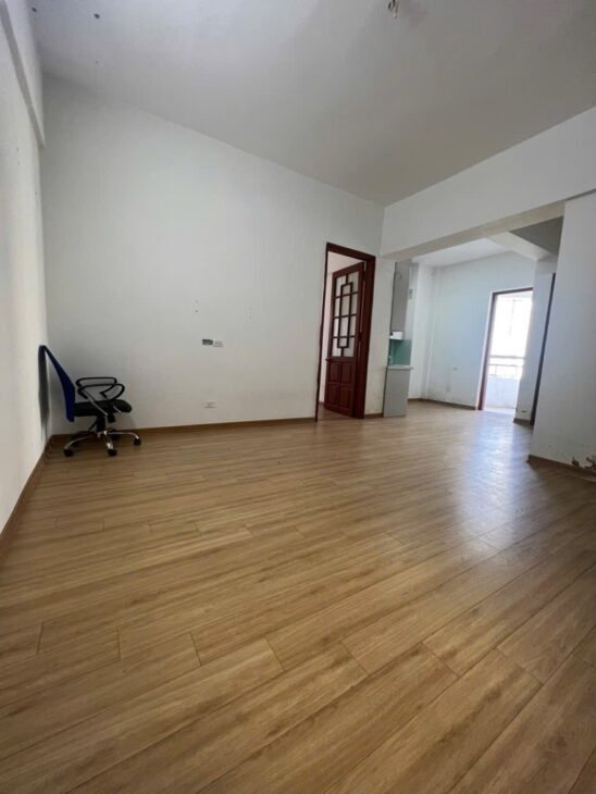 Căn hộ chung cư tầng 8 toà 9 tầng, khu vực siêu nhiều tiện ích, cách mặt đường Nguyễn Cảnh Dị 20m