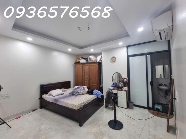 BÁN NHÀ DONG TIỀN SIÊU KHỦNG 212M 10 TẦNG ( 1 HẦM) 40TY DOANH THU 2.5TY/ NĂM