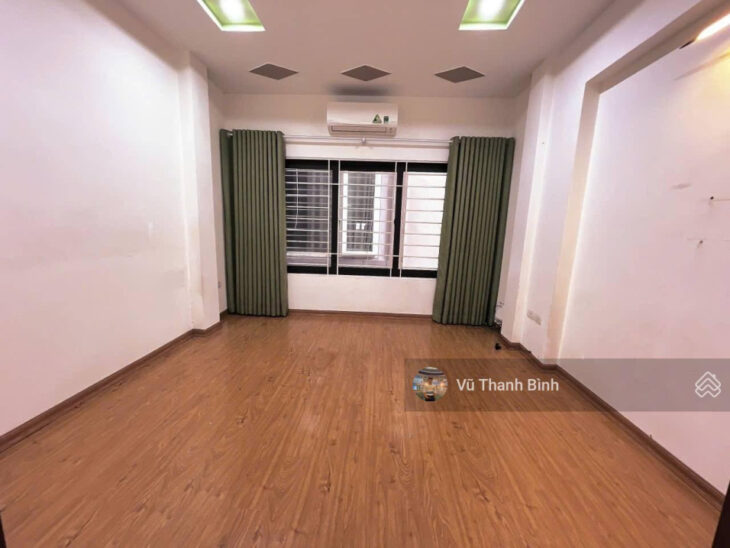 Cần bán nhà phố Trích Sài_Gần hồ Tây_8.2 tỷ_ 5T 7PN_Dòng tiền 20tr tháng_Thể dục 2P đi bộ ra Hồ Tây