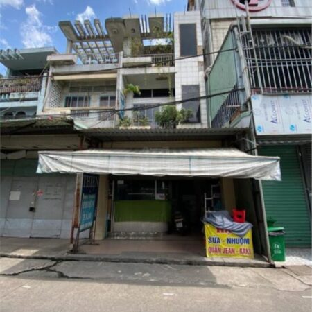 Nhà 4 tầng mặt tiền chợ Long Bình Tân, vừa ở vừa kinh doanh, cách BigC 150m lh 0917511235