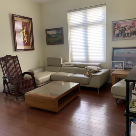 Bán biệt thự Ciputra giai đoạn1 S180m2, nội thất đầy đủ, view đẹp hướng đẹp, giá 63 tỷ