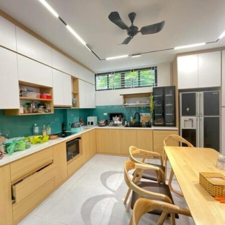 Bán nhà Nguyễn Văn Cừ, DT 55m2, ngõ ô tô tránh, kinh Doanh sầm uất, LH: 0365820395