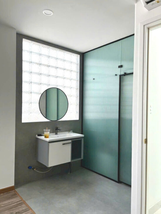 Nhà đẹp 4 tầng, Ô tô ngủ trong nhà, Tiếp Giáp Quận 1, 135m2sd Chỉ có 7,6 tỷ. Đường Bừi Hữu Nghĩa,