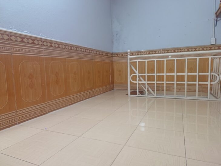 Ngày 24.10.2024 chủ hạ chào 100 triệu. Giá mới còn 2.35 tỷ. nhà 2 tầng diệm tích 35m giá 2,35 tỷ