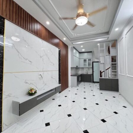 NHÀ MỚI PHÂN LÔ CỔ NHUẾ 33M2 x 5T, Ô TÔ, LÔ GÓC CHỈ 6.1 TỶ