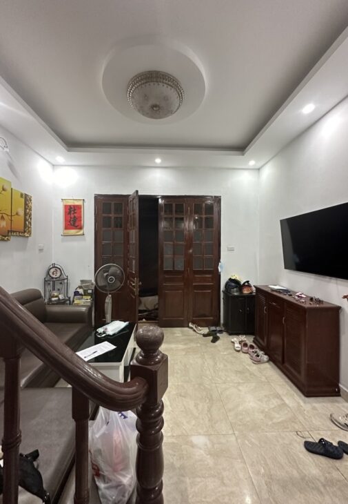 Bán nhà 40m2-4 tầng Hoàng Quốc Việt Cầu Giấy HN