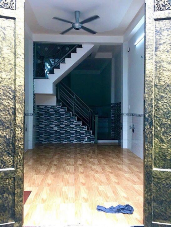 Nhà Hẻm Xe Hơi Nguyễn Ảnh Thủ, Vị Trí Sát Mặt Tiền, 94.4m2 Được Xây Thành 2 Căn Nhà, Giá Chỉ 5.5 Tỷ.