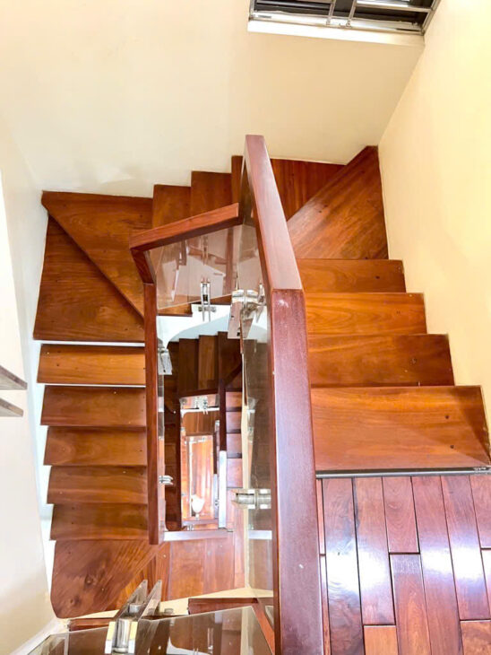 BÁN NHÀ 299 HOÀNG VĂN THỤ – HOÀNG MAI PHÂN LÔ CÒN NHƯ MỚI – Ô TÔ – THANG MÁY.