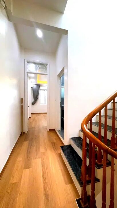 SIÊU NÉT Bán nhà Mỹ Đình, Nam Từ Liêm, diện tích 60m, mặt tiền 4.5m. Một bước ra phố