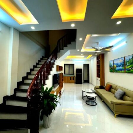 Quá Đẹp. Bán nhà phố Mỹ Đình, Nam Từ Liêm, vài bước ra phố, diện tích 50m2, mặt tiền 4m.