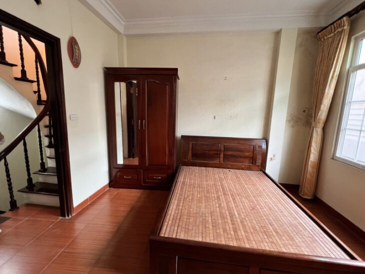 Bán nhà Tôn Đức Thắng 21m2 x 3 tầng, 2 thoáng vĩnh viễn, 40m ra oto, 4,5 tỷ