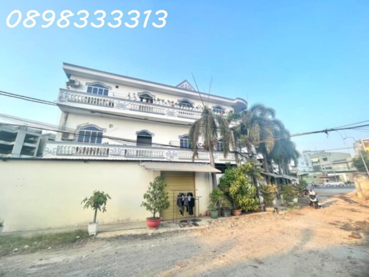 Siêu phẩm Góc 2 MT 11 + 13 Tên Lửa, 11×42 nở hậu 727m2, Đối diện AEON, Tiện Xây Tòa Nhà