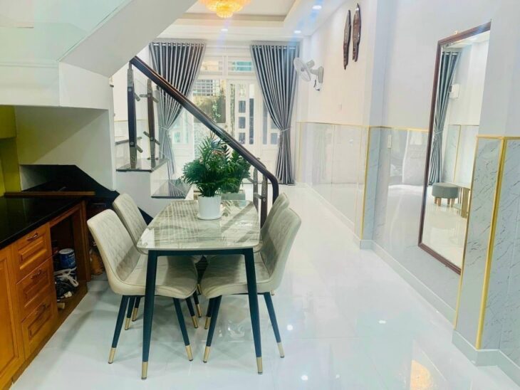 Giảm 300 triệu bán nhà LÊ VĂN SỸ, PN, 4m X 11m, 4 PN, 6.1 tỷ.