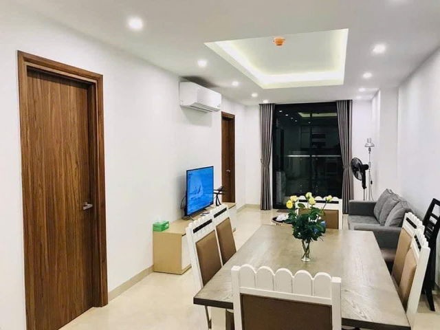 Bán căn hộ cao cấp Center Point 110 Cầu Giấy, 67m2, 2 ngủ,2wc siêu đẹp, giá nhỉnh 5 tỷ