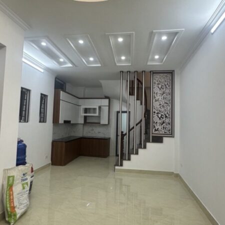 Bán nhà Kim Giang, Thanh Trìi, Ngõ nông MT rộng, 40m2, 6.4 tỷ