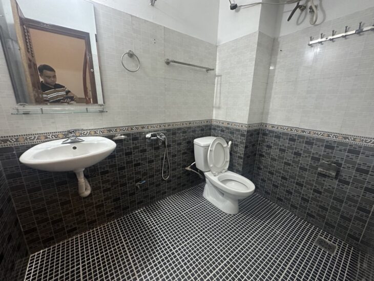 Bán nhà Kim Giang, Thanh Trìi, Ngõ nông MT rộng, 40m2, 6.4 tỷ