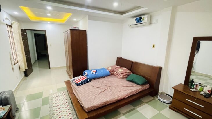 Giảm 500tr còn 8.2 tỷ DUY TÂN, P NHUẬN, 4M X 18M.