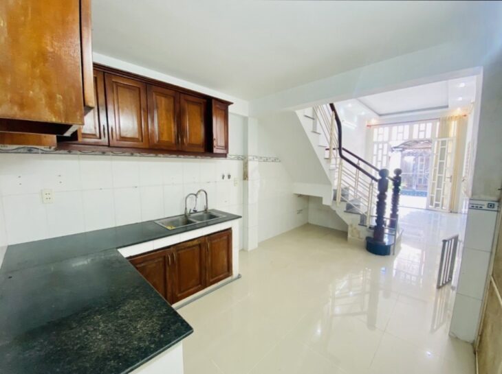 Chủ Ngộp Bank – Nhà 104m2 – Chỉ 5.9 Tỷ – Có Sẵn Dòng Tiền – Thới An, Quận 12.