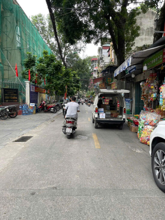 Bán gấp nhà HỒNG MAI -OTO đỗ cửa ,kinh doanh. DT-50m2 -13,6 tỷ .Đang cho thuê 15tr/tháng