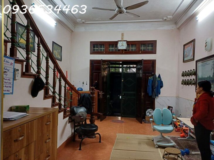 Giám giá bán nhanh Căn Phân lô Cầu Giấy , 55m2, MT 5m, giá 18 tỷ