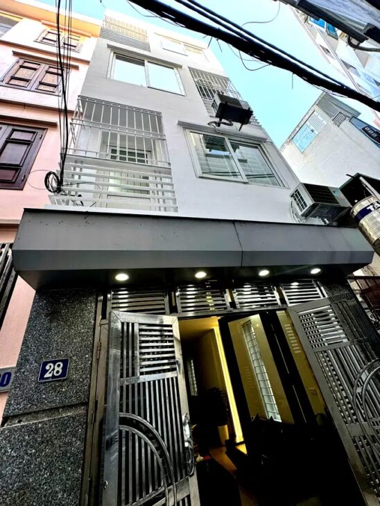 Hàng Hót. Bán nhà Mỹ Đình, Nam Từ Liêm diện tích 45m2, mặt tiền 4m, Ngõ rộng gần phố.