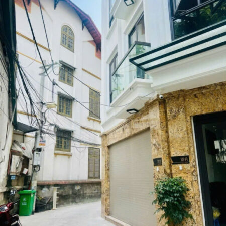 Nhà 6 Tầng Thang máy, Ngọc Thụy Long Biên, 40m², 3PN, Nội thất tiền tỷ, Giá Hấp Dẫn!