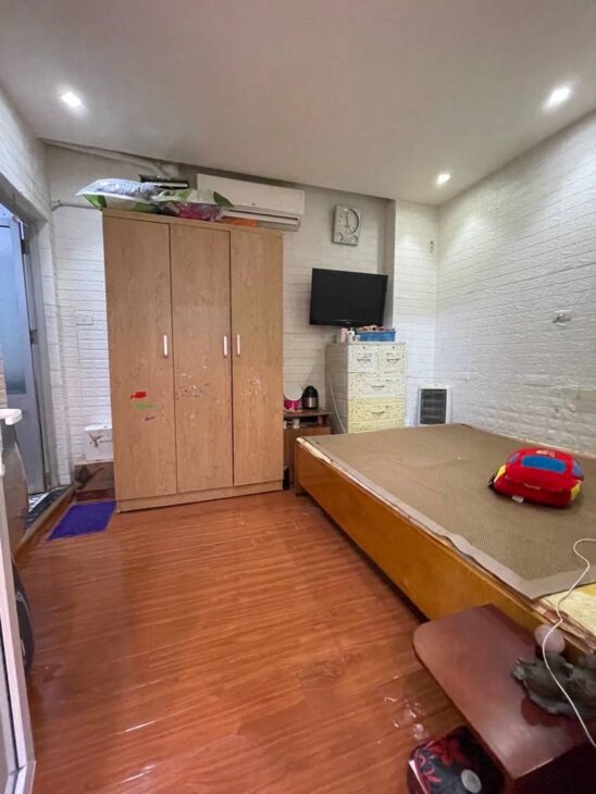 Bán Căn Hộ Chung Cư Nam Trung Yên – 2PN Rộng, 2WC, Phòng Khách VIP, Bếp Và Phòng Ăn Tiện Nghi 3,9 Tỷ