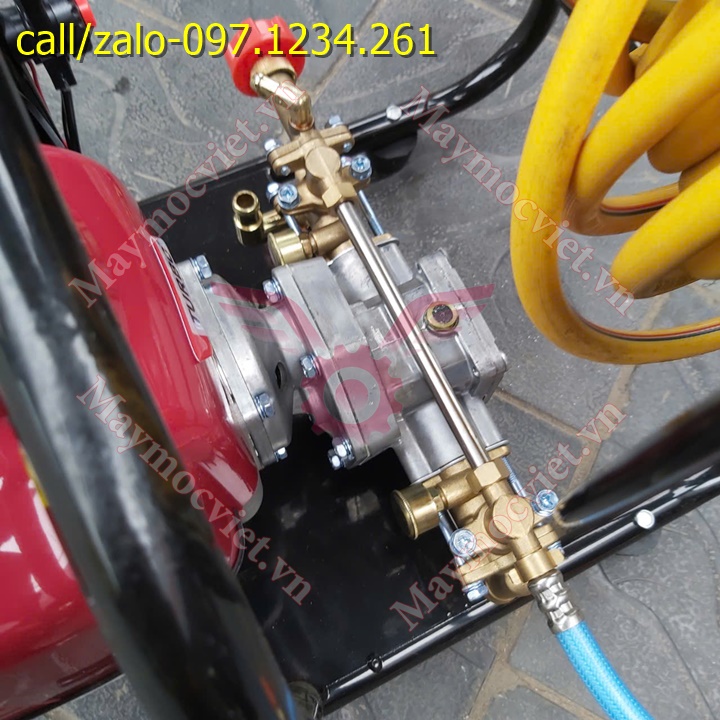 Máy phun thuốc xách tay dùng xăng Turbo140R có rulo giá rẻ