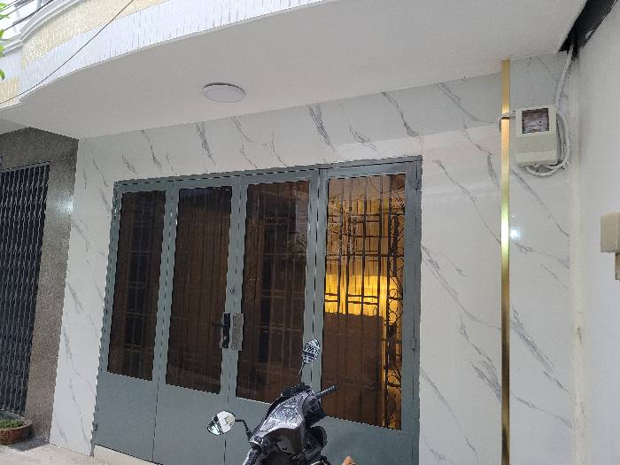 CHỈ 2.55 TỶ, CÓ NHÀ 2 TẦNG ĐẸP, ĐƯỜNG HƯNG PHÚ, P9Q8, Ở NGAY