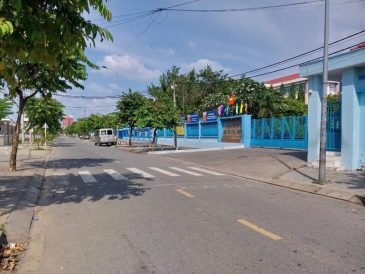 KẸT TIỀN BÁN GẤP lô đất 4*30 SHR, HXH khu Hiệp Thành City. CHỈ 3.7 tỉ