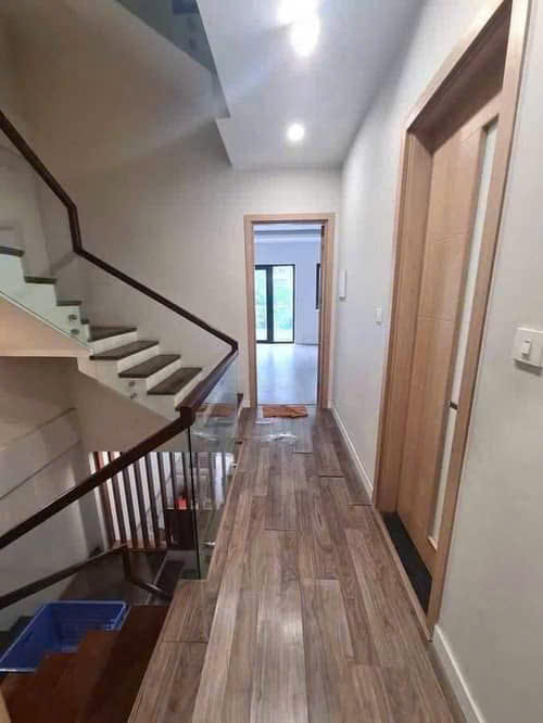 CẦN BÁN GẤP SIÊU PHẨM TRƯƠNG ĐỊNH – ĐƯỜNG CONTAINER TRÁNH – GARA Ô TÔ VÀO NHÀ : DT 100m2 – MT 5m –