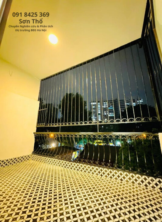 La Thành KHÔNG dính QH – cách đường 20m – mới khang trang, sạch đẹp.