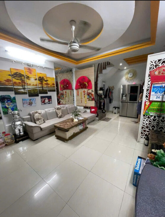 Bán nhà mặt phố Tân Triều – Lô góc – kinh doanh – 35m , 3 pn – nhỉnh 6 tỷ