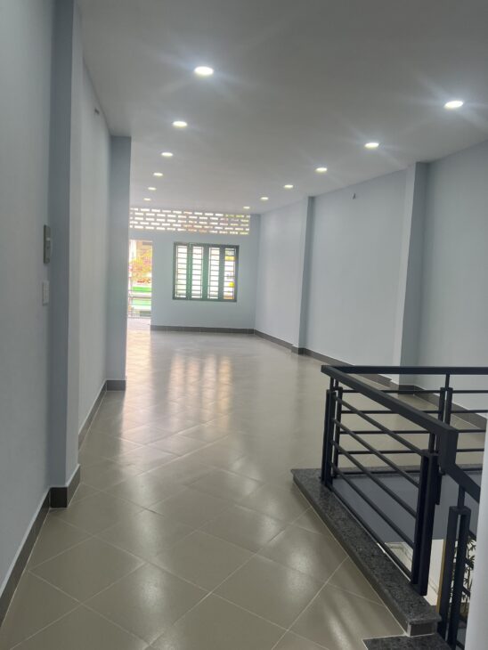 Bán nhà MT Lê Hồng Phong và Hùng Vương 92m2