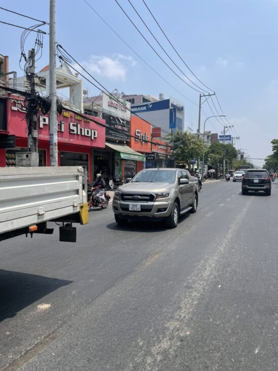Bán nhà mặt tiền 24x60m giá 220 tỷ Đường Nguyễn Ảnh Thủ