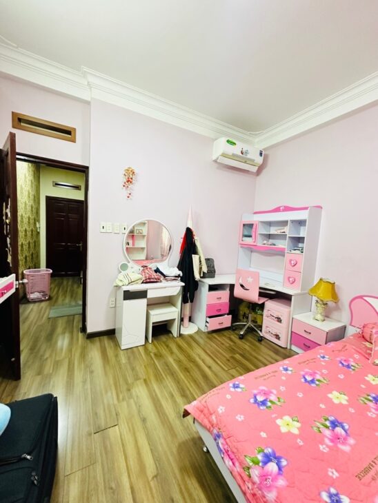 Giảm 200tr còn 8.9 tỷ., HẺM XE HƠI 7 CHỖ VÀO NHÀ – SỔ VUÔNG – – NỘI THẤT CAO CẤP – 5 TẦNG