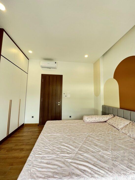 SIÊU PHẨM 3 TẦNG MỚI CỰC ĐẸP, HẺM XE HƠI LÒ LU, QUẬN 9, SỔ HOÀN CÔNG 68M2, 5.86 TỶ – LH 0911242789