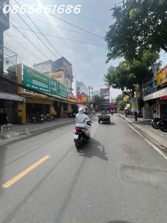 Bán nhà mặt tiền hoạt động Lâm Văn Bền, Quận 7 – ngay Nguyễn Thị Thập – rộng 12 tỷ