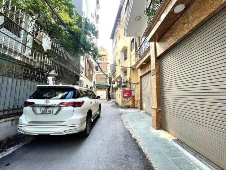 TUYỆT PHẨM -NGUYỄN VĂN CỪ -LB 48m*6T- LÔ GÓC – GARA- THANG MÁY