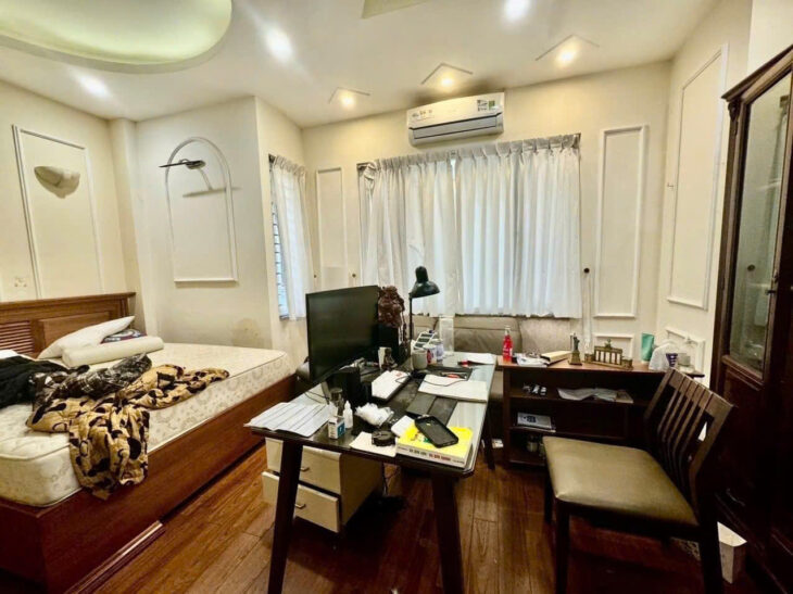 Nhà đẹp phố Đội Cấn.TRUNG TÂM-PHÂN LÔ-Ô TÔ ĐẬU CỬA-LĂNG BÁC-GA CÁT LINH….44 MÉT-4 TÀNG – GIÁ 9 ,9