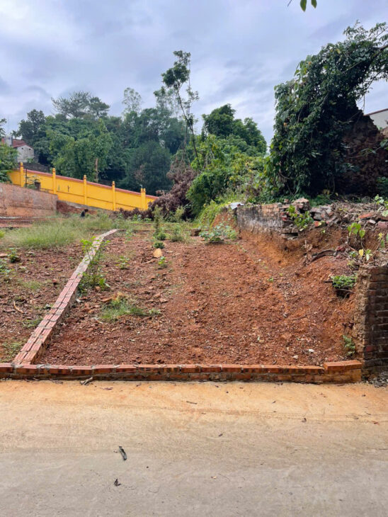 bán đất TT chúc sơn – đường xe tải 35,9m giá chỉ 2,x tỷ 0967594106