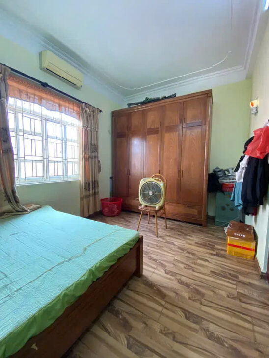 Bán nhà Đông Ngạc 75m PHÂN LÔ- GARA Ô TÔ- KD 7.95 tỷ.