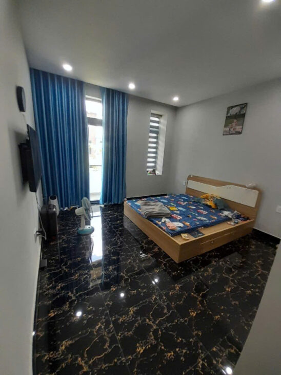 BÁN GẤP MT KHU TÊN LỬA 4 TẦNG 80M2 FULL NỘI THẤT GIÁ CHỈ 9,.8 TỶ