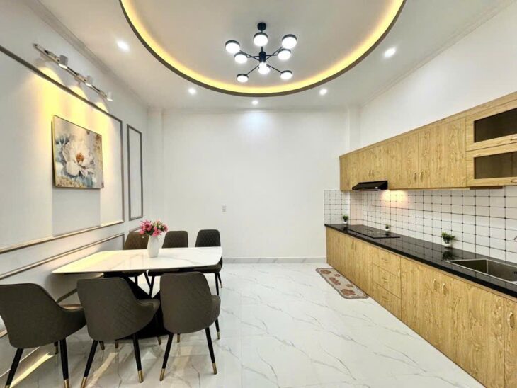 Nhà đẹp HXH gần mặt tiền, P5 Bình Thạnh, 4.5mx11m, 4tầng 4p ST, nhỉnh 9 tỷ