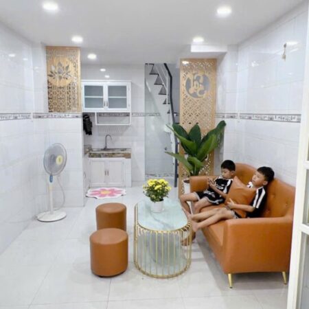 Bình Tân, Nhà mới đẹp 2 tấm rưỡi,Hạ giá 300 triệu bán lỗ về quê.Chỉ còn 2tyr430 triệu. Bình Tân, Nhà mới đẹp 2 tấm rưỡi,Hạ giá 300 triệu bán lỗ về quê.Chỉ còn 2tyr430 triệu.